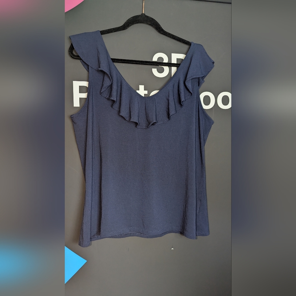 Lilly Pulitzer XL NWOT Dark Blue Alessa top